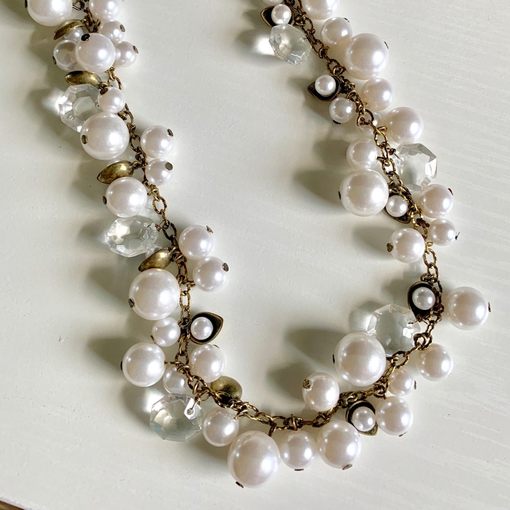 chloe & isabel Pearl and Crystal Drops Necklace